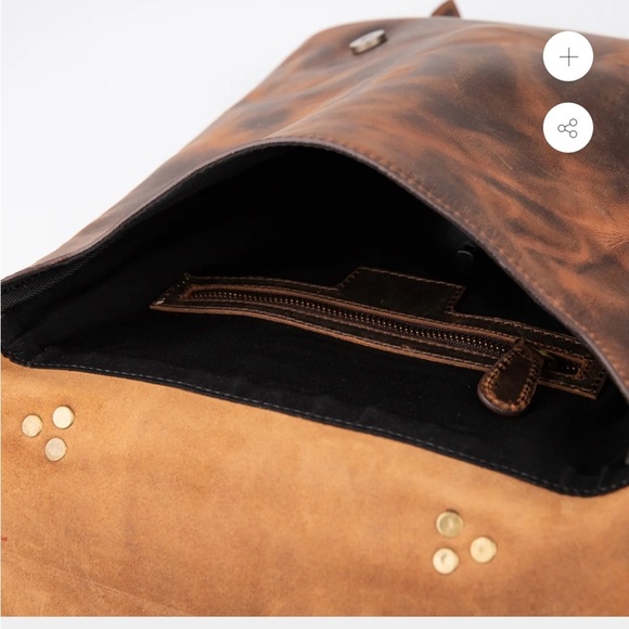 CHICATOLIA CRAZY HORSE LEATHER BACKPACK - TAN - Picture 4 of 10